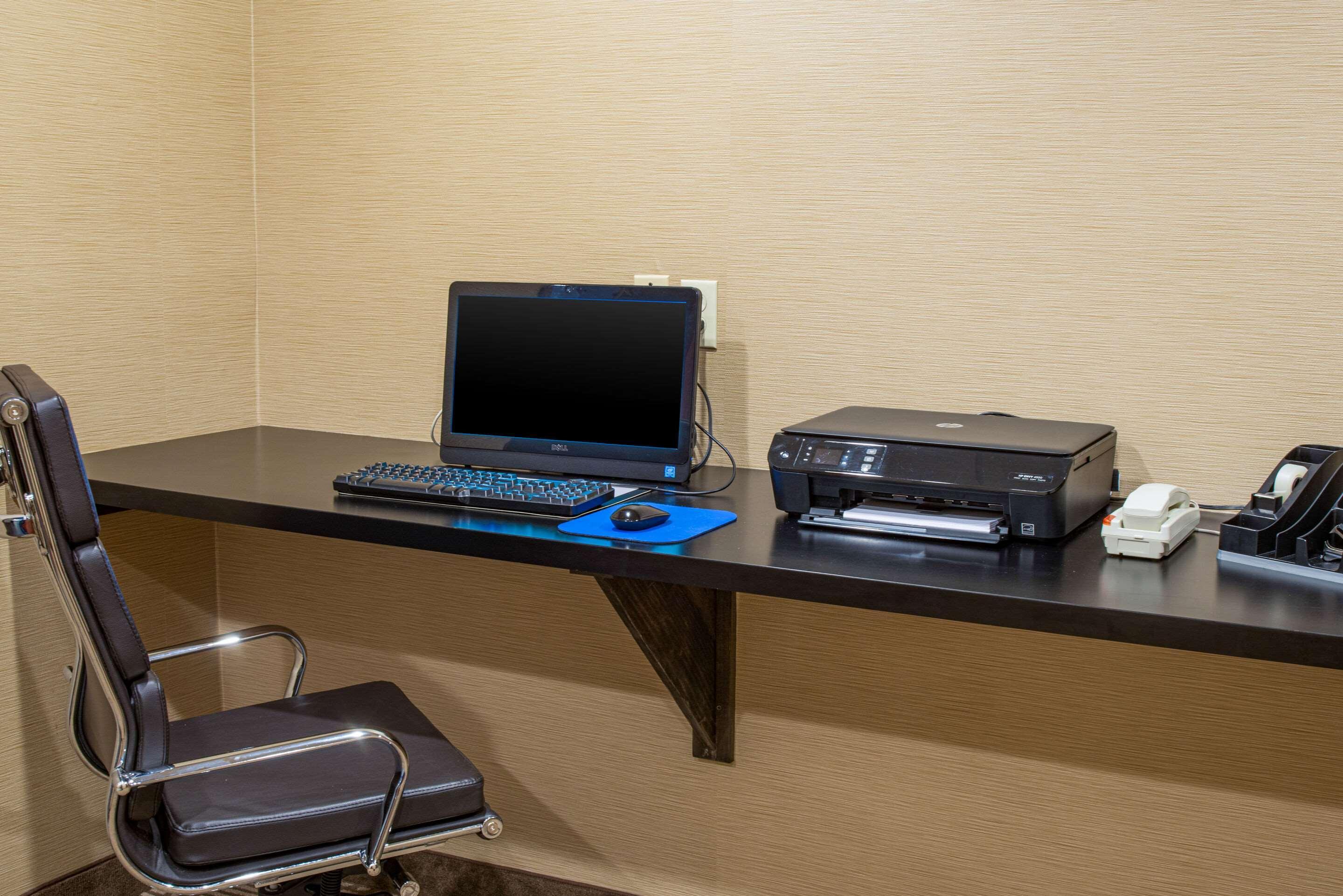 Comfort Inn Naugatuck-Shelton, Ct Экстерьер фото
