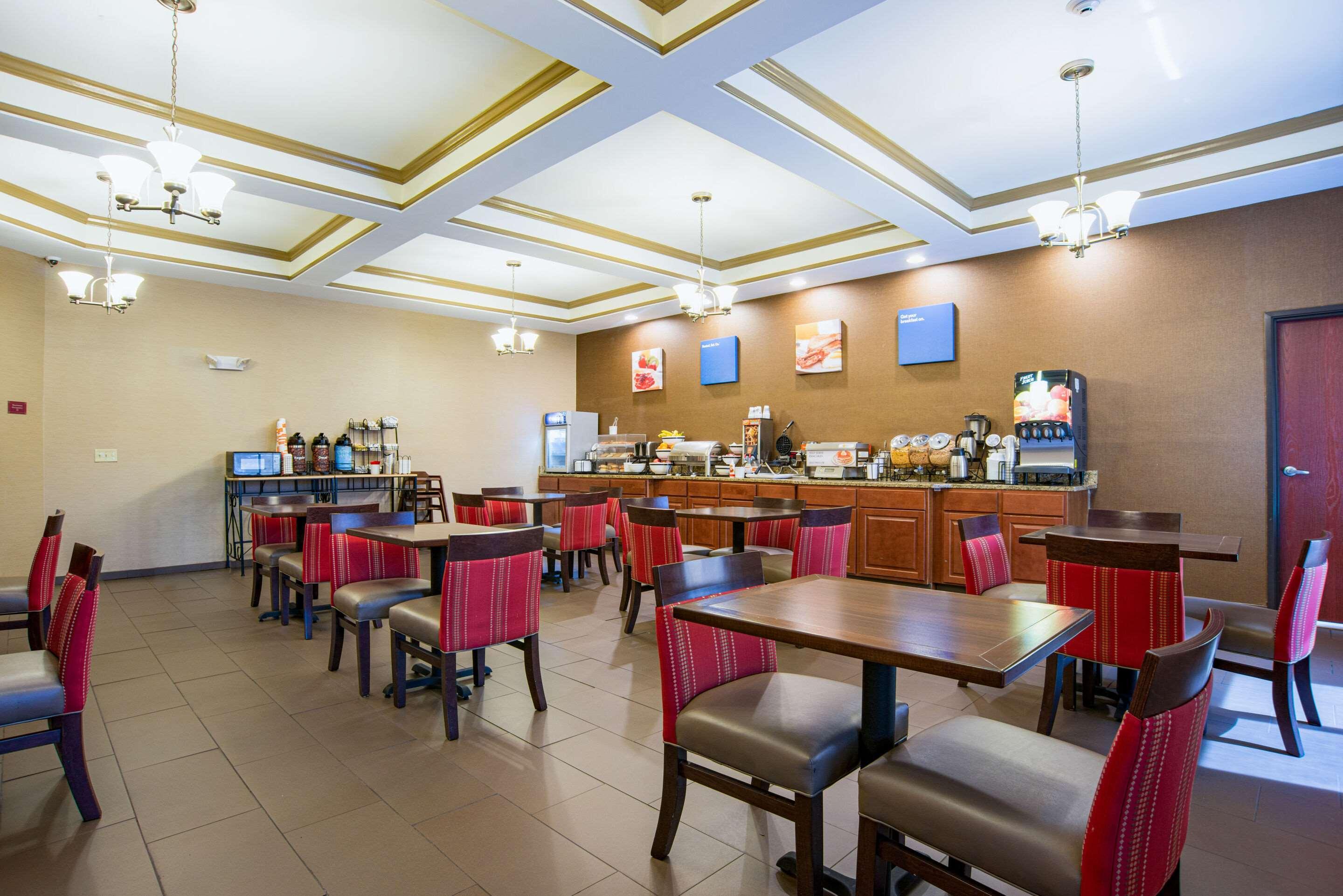 Comfort Inn Naugatuck-Shelton, Ct Экстерьер фото